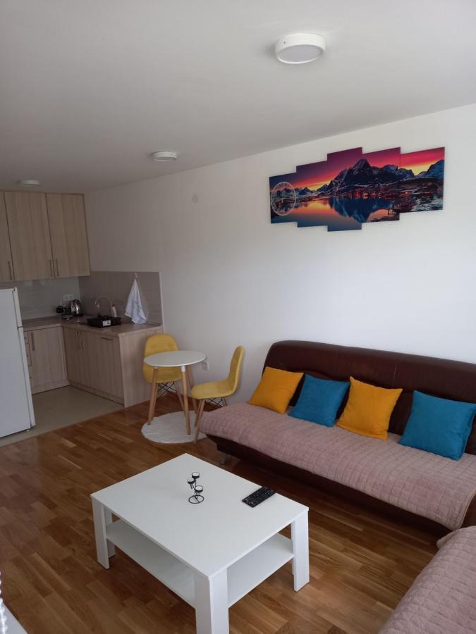 Apartman Tami Добой Экстерьер фото